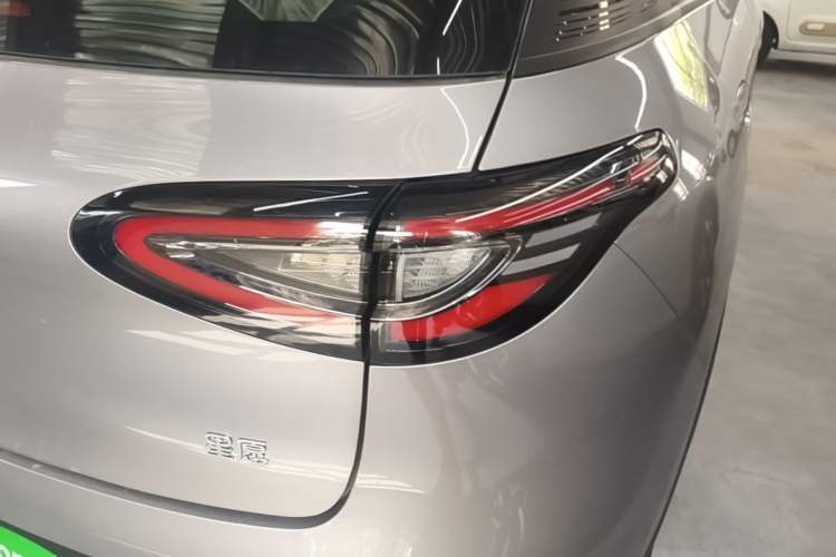Used Geely Galaxy Geome 2026 Model 310km Youth Edition Right Rear Taillight