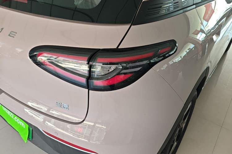 Used Geely Galaxy Geome 2026 Model 310km Dream Edition Right Rear Taillight