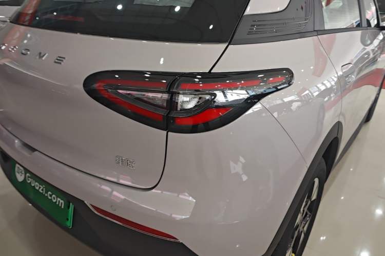 Used Geely Galaxy Geome 2026 Model 410km Freedom Edition Right Rear Taillight