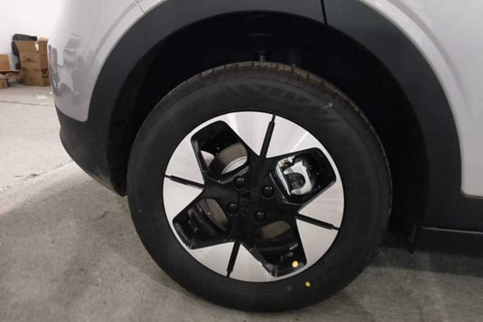 Used Geely Galaxy Geome 2026 Model 310km Dream Edition Right Rear Wheel Hub