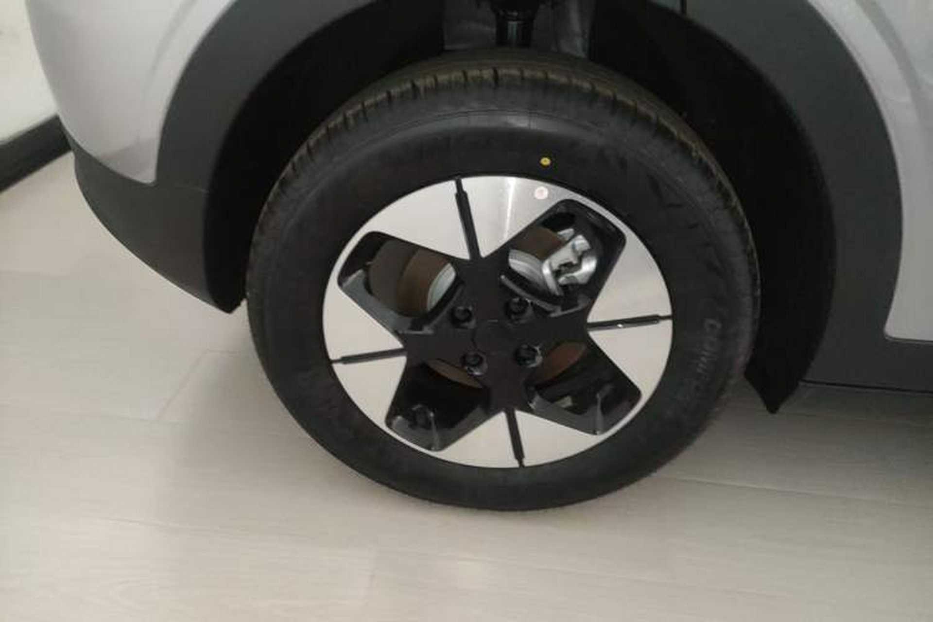 Used Geely Galaxy Geome 2026 Model 310km Dream Edition Right Rear Wheel Hub