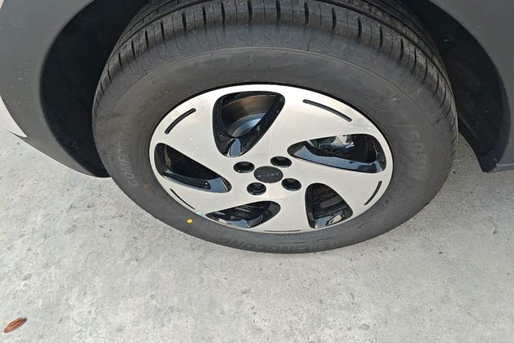Used Geely Galaxy Geome 2026 480km Exploration Edition Right Rear Wheel Hub
