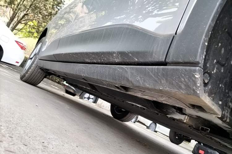 Used Geely Galaxy Geome 2026 Model 310km Youth Edition Right Side Sill