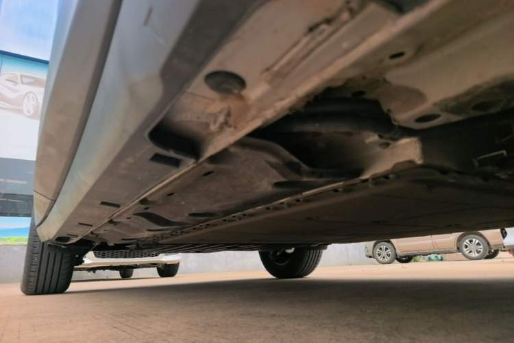 Used Geely Galaxy Geome 2026 Model 310km Youth Edition Right Side Sill