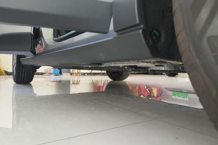 Used Geely Galaxy Geome 2026 Model 310km Youth Edition Right Side Sill