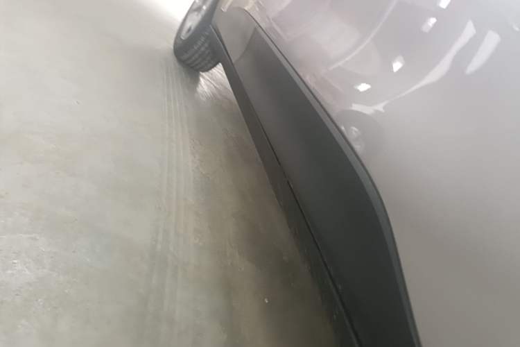 Used Geely Galaxy Geome 2026 Model 310km Youth Edition Right Side Sill