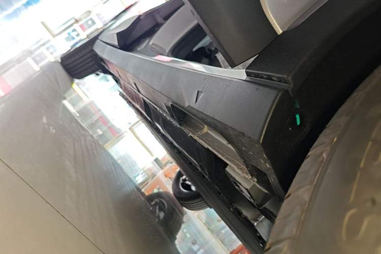 Used Geely Galaxy Geome 2026 Model 410km Carefree Edition Right Side Sill