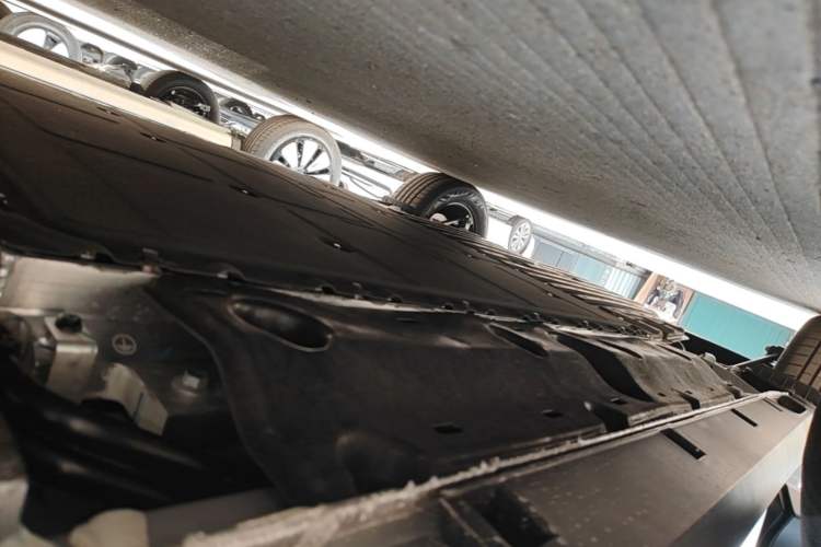 Used Geely Galaxy Geome 2026 Model 310km Youth Edition Right Side Sill