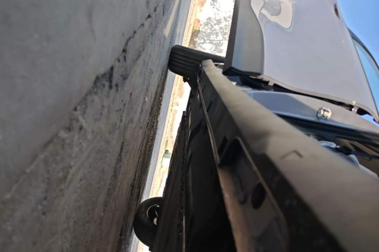 Used Geely Galaxy Geome 2026 Model 310km Youth Edition Right Side Sill