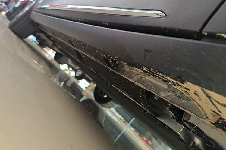 Used Geely Galaxy Geome 2026 480km Exploration Edition Right Side Sill