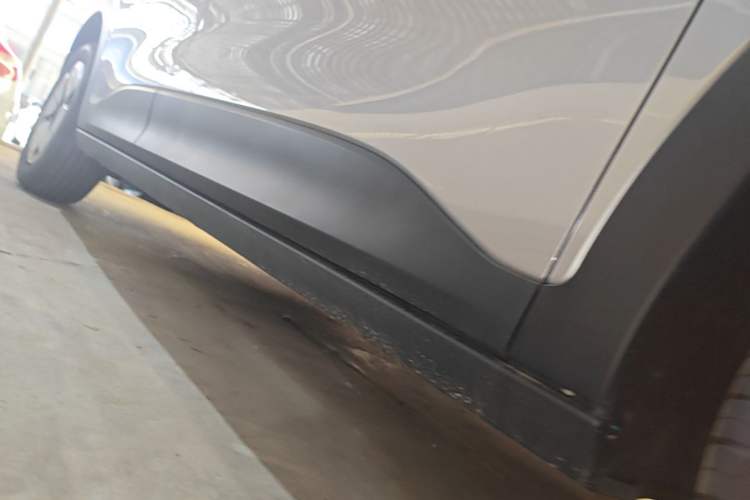 Used Geely Galaxy Geome 2026 Model 310km Youth Edition Right Side Sill