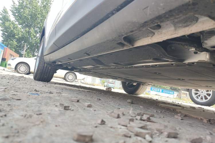 Used Geely Galaxy Geome 2026 Model 310km Youth Edition Right Side Sill