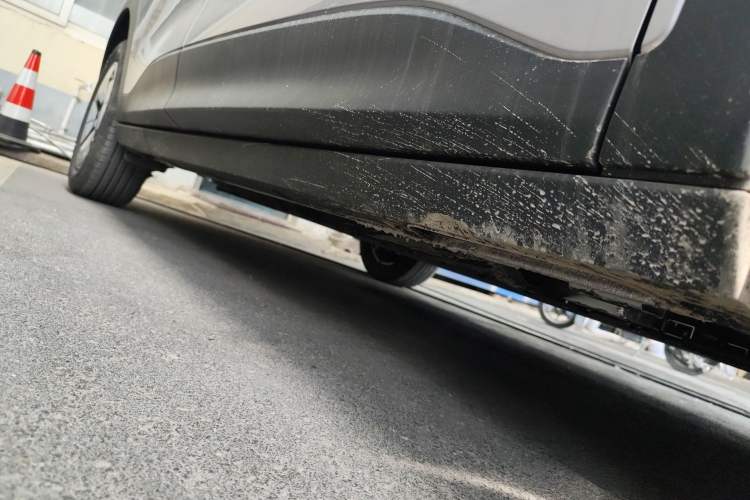 Used Geely Galaxy Geome 2026 Model 310km Youth Edition Right Side Sill