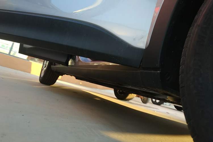 Used Geely Galaxy Geome 2026 Model 310km Youth Edition Right Side Sill