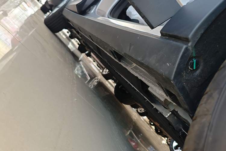 Used Geely Galaxy Geome 2026 Model 310km Youth Edition Right Side Sill