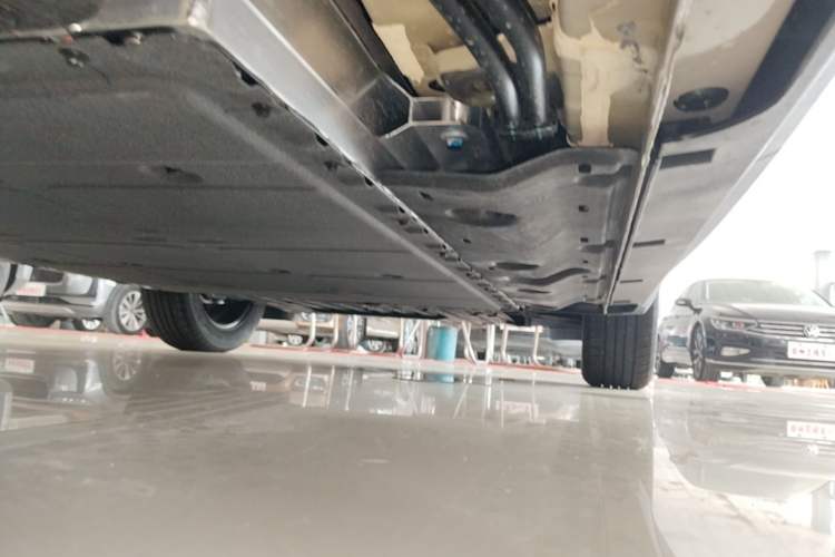 Used Geely Galaxy Geome 2026 Model 410km Carefree Edition Right Side Sill