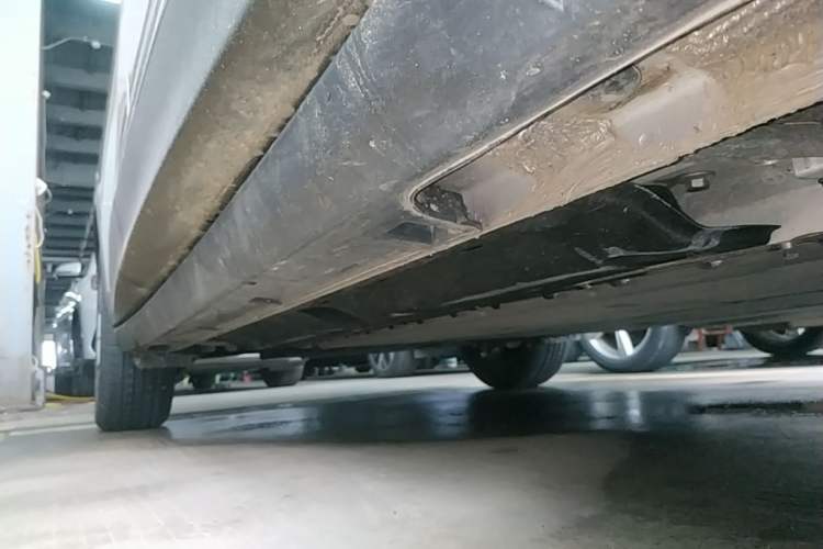 Used Geely Galaxy Geome 2026 Model 310km Youth Edition Right Side Sill