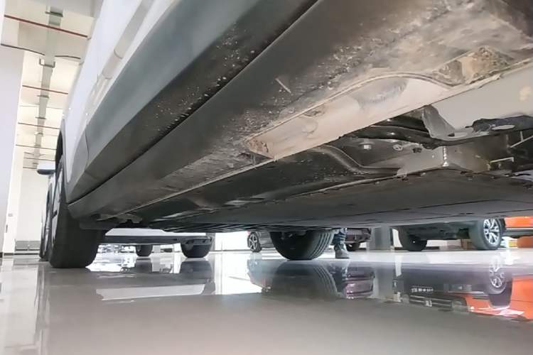 Used Geely Galaxy Geome 2026 Model 310km Youth Edition Right Side Sill