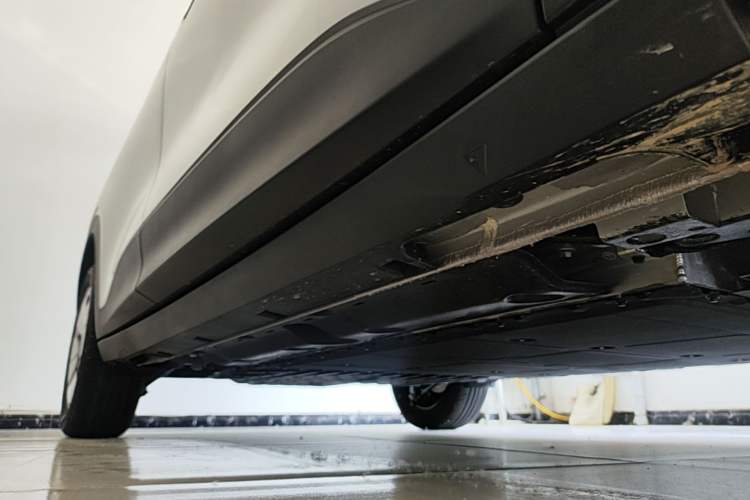 Used Geely Galaxy Geome 2026 Model 310km Youth Edition Right Side Sill