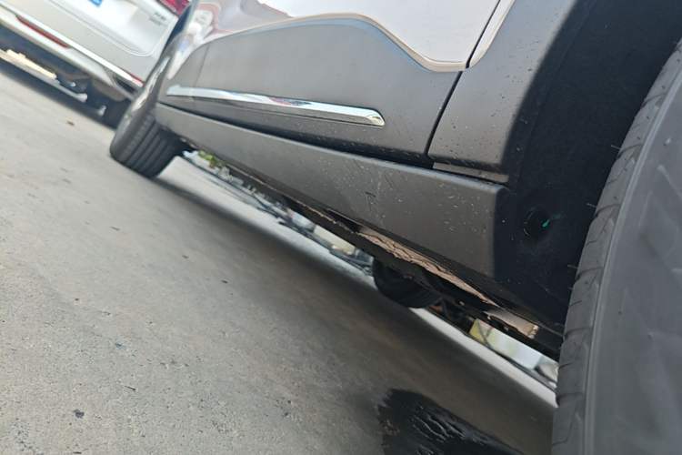 Used Geely Galaxy Geome 2026 480km Exploration Edition Right Side Sill