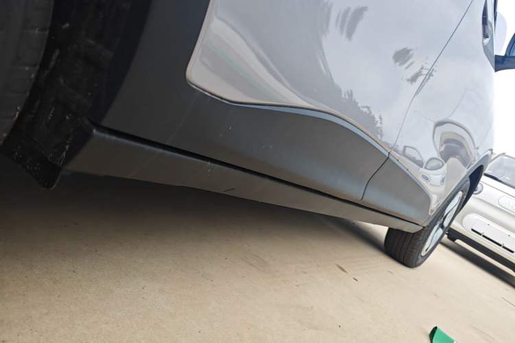 Used Geely Galaxy Geome 2026 Model 310km Youth Edition Right Side Sill