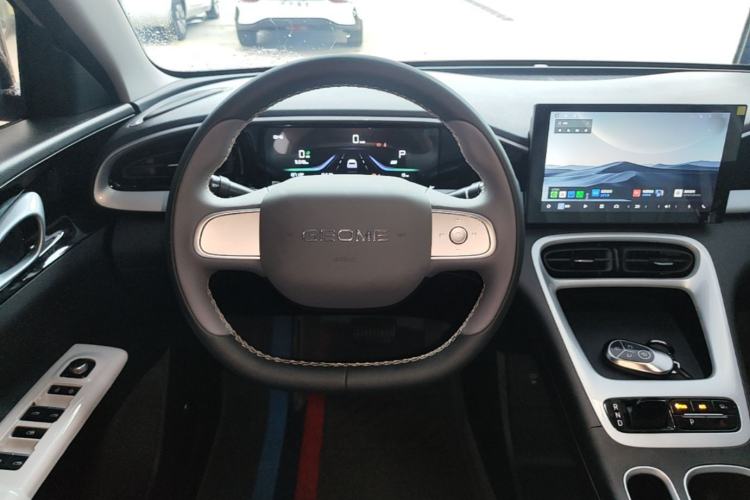 Used Geely Galaxy Geome 2026 Model 310km Youth Edition Steering Wheel