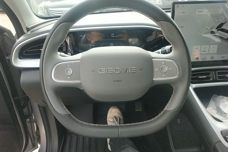 Used Geely Galaxy Geome 2026 Model 310km Dream Edition Steering Wheel