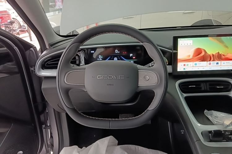 Used Geely Galaxy Geome 2026 Model 310km Youth Edition Steering Wheel