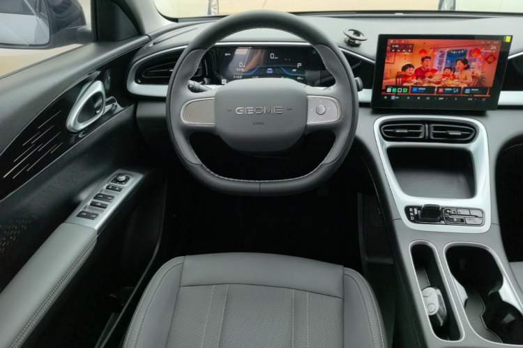 Used Geely Galaxy Geome 2026 Model 310km Youth Edition Steering Wheel