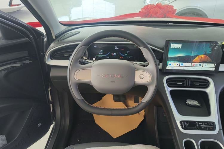 Used Geely Galaxy Geome 2026 Model 310km Youth Edition Steering Wheel
