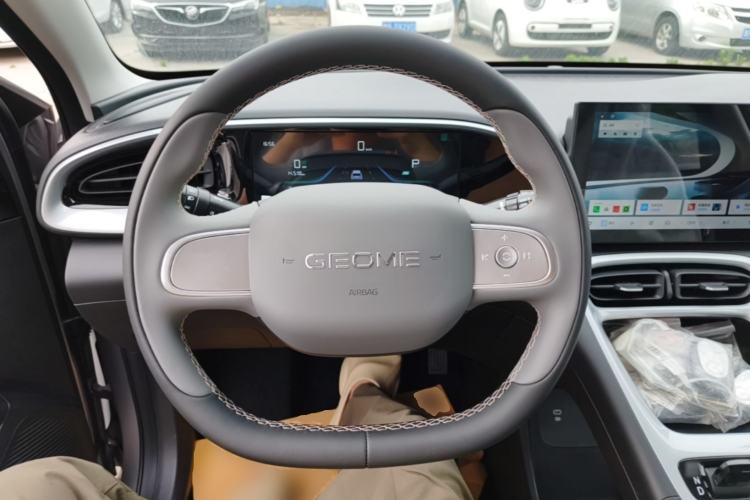 Used Geely Galaxy Geome 2026 Model 310km Youth Edition Steering Wheel