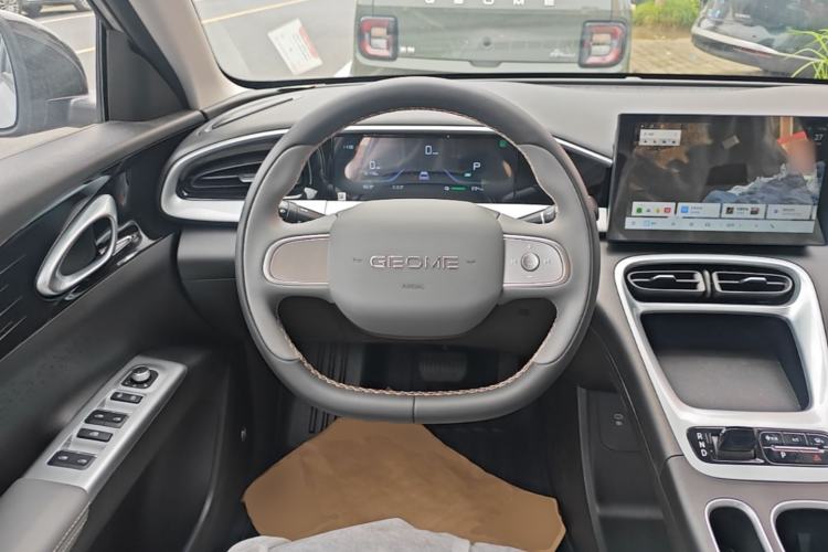 Used Geely Galaxy Geome 2026 Model 310km Youth Edition Steering Wheel