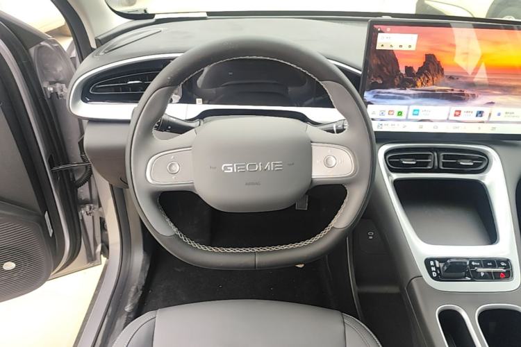 Used Geely Galaxy Geome 2026 Model 310km Dream Edition Steering Wheel