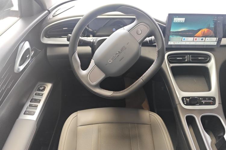 Used Geely Galaxy Geome 2026 Model 310km Youth Edition Steering Wheel