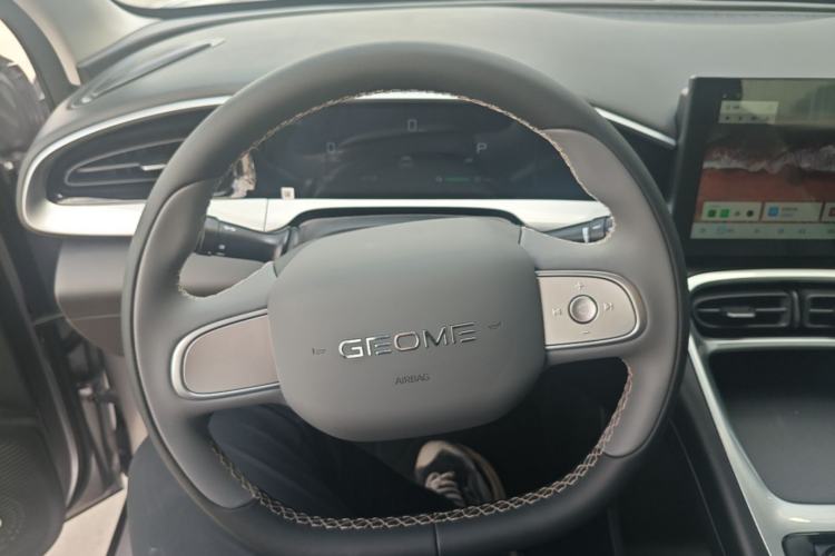 Used Geely Galaxy Geome 2026 Model 310km Youth Edition Steering Wheel