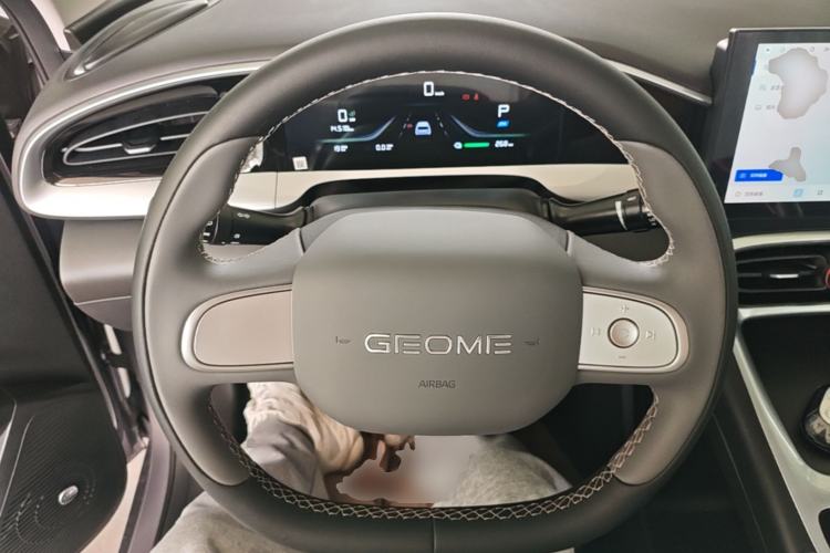 Used Geely Galaxy Geome 2026 Model 310km Youth Edition Steering Wheel