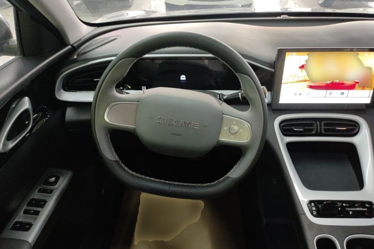 Used Geely Galaxy Geome 2026 Model 310km Youth Edition Steering Wheel