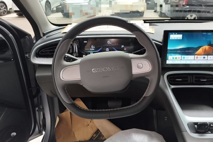 Used Geely Galaxy Geome 2026 Model 310km Youth Edition Steering Wheel