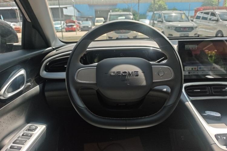 Used Geely Galaxy Geome 2026 Model 310km Youth Edition Steering Wheel