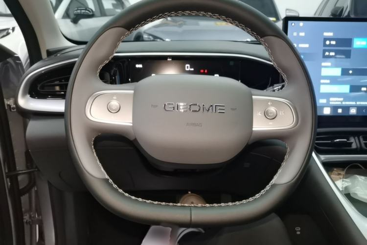 Used Geely Galaxy Geome 2026 310km Wind-Riding Edition Steering Wheel