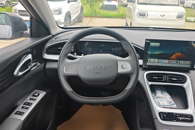 Used Geely Galaxy Geome 2026 Model 310km Youth Edition Steering Wheel