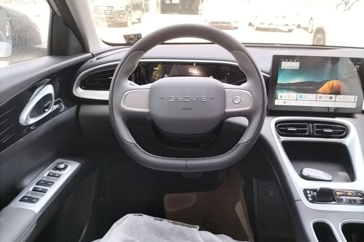 Used Geely Galaxy Geome 2026 Model 310km Youth Edition Steering Wheel