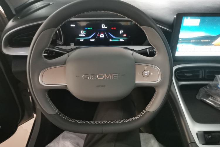 Used Geely Galaxy Geome 2026 Model 310km Youth Edition Steering Wheel