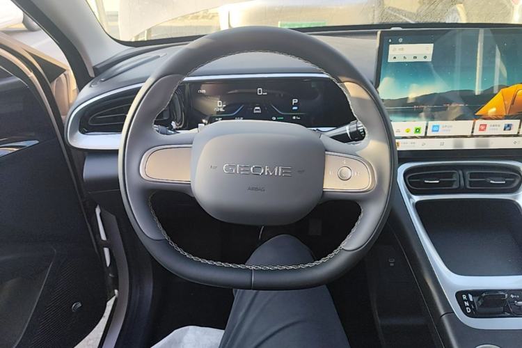 Used Geely Galaxy Geome 2026 Model 410km Freedom Edition Steering Wheel
