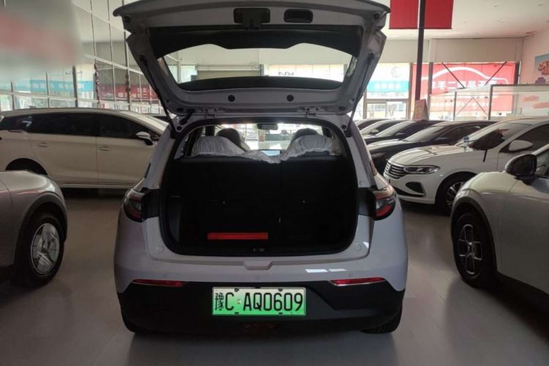 Used Geely Galaxy Geome 2026 Model 310km Youth Edition Trunk
