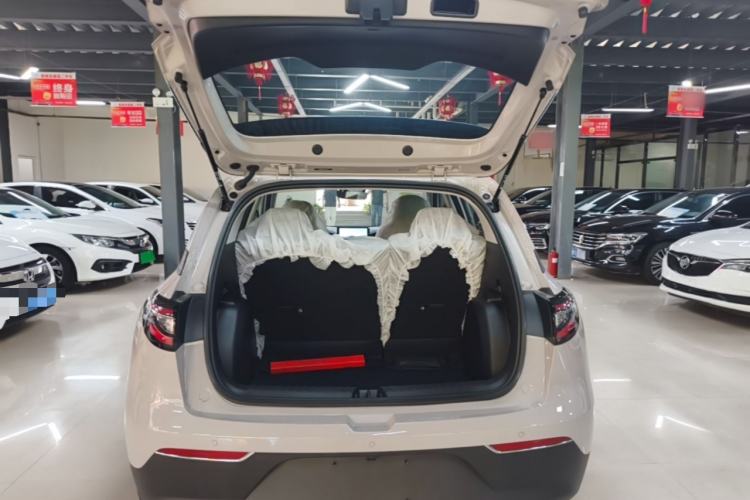 Used Geely Galaxy Geome 2026 Model 310km Youth Edition Trunk