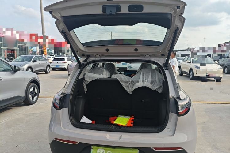 Used Geely Galaxy Geome 2026 Model 410km Freedom Edition Trunk