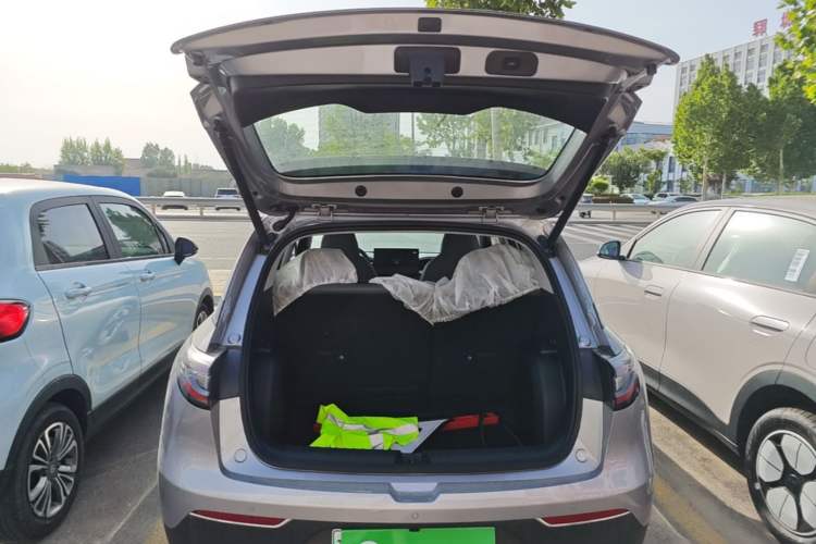 Used Geely Galaxy Geome 2026 Model 310km Dream Edition Trunk