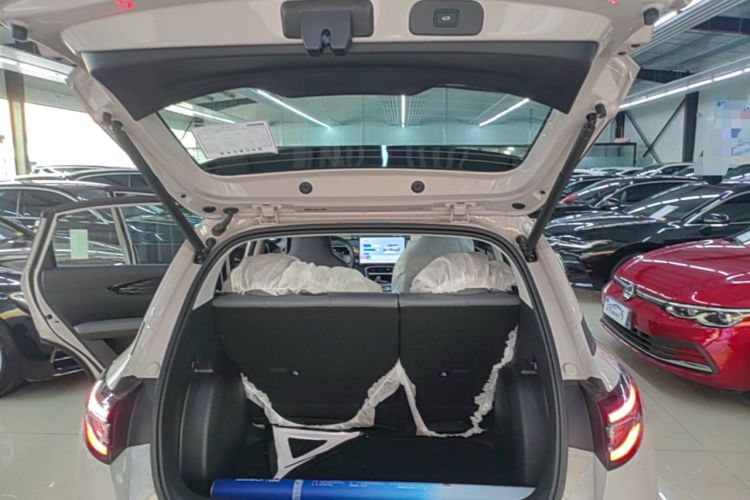 Used Geely Galaxy Geome 2026 Model 410km Freedom Edition Trunk