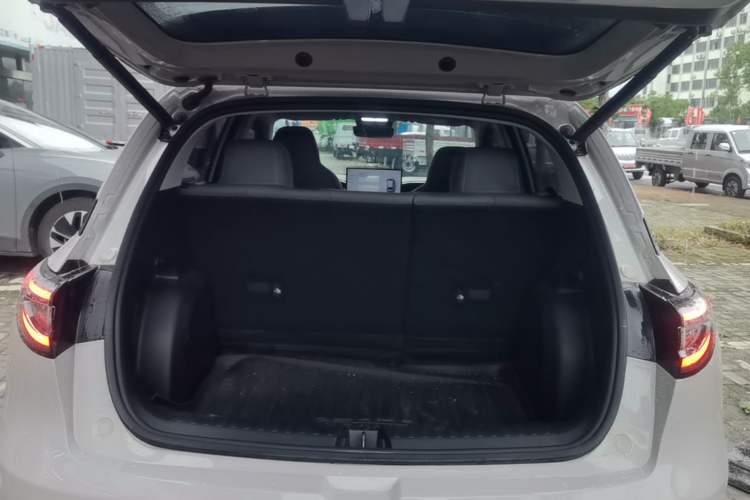 Used Geely Galaxy Geome 2026 Model 410km Exploration Edition Trunk